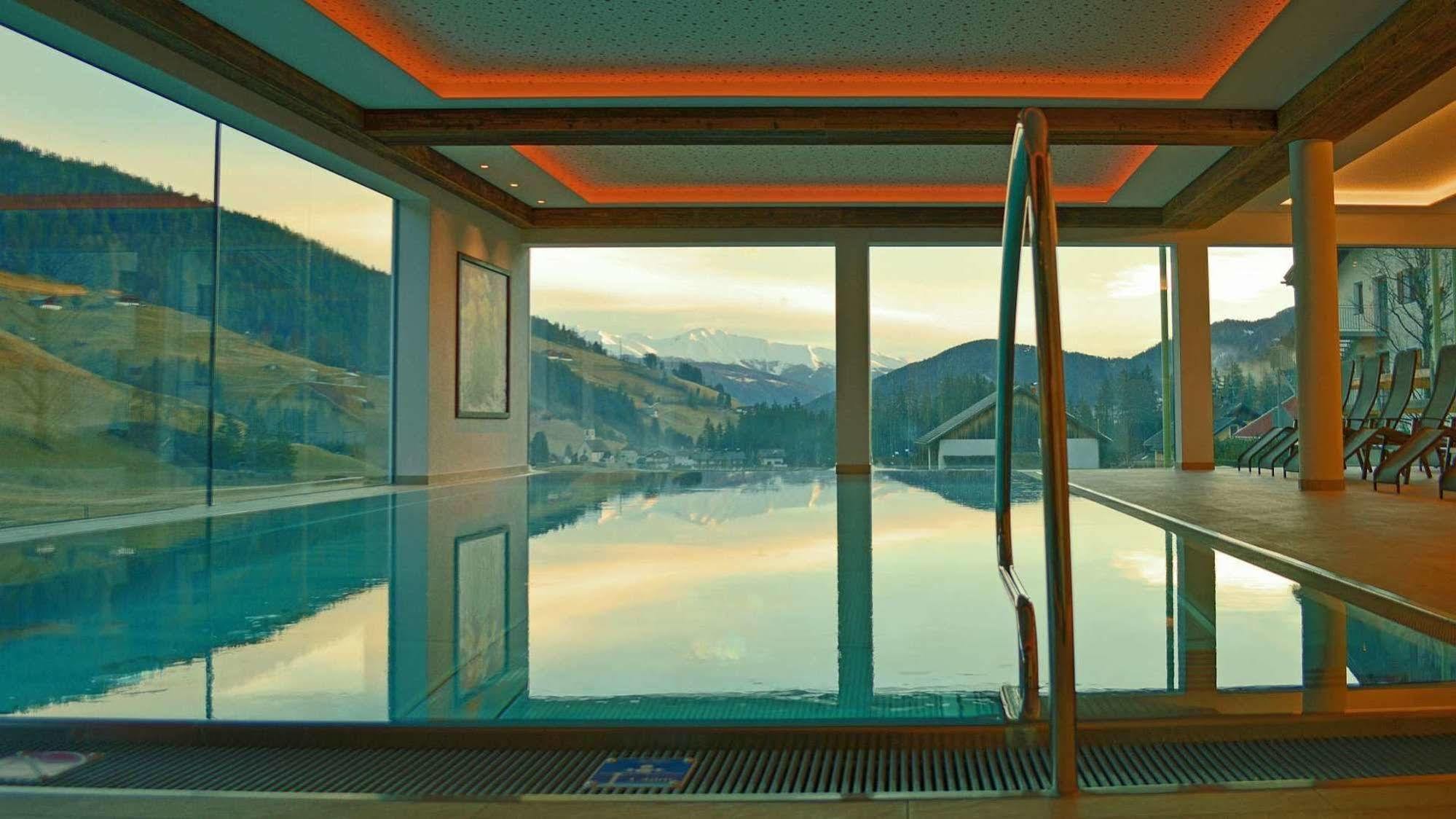 Hotel Trenker Braies  Eksteriør bilde