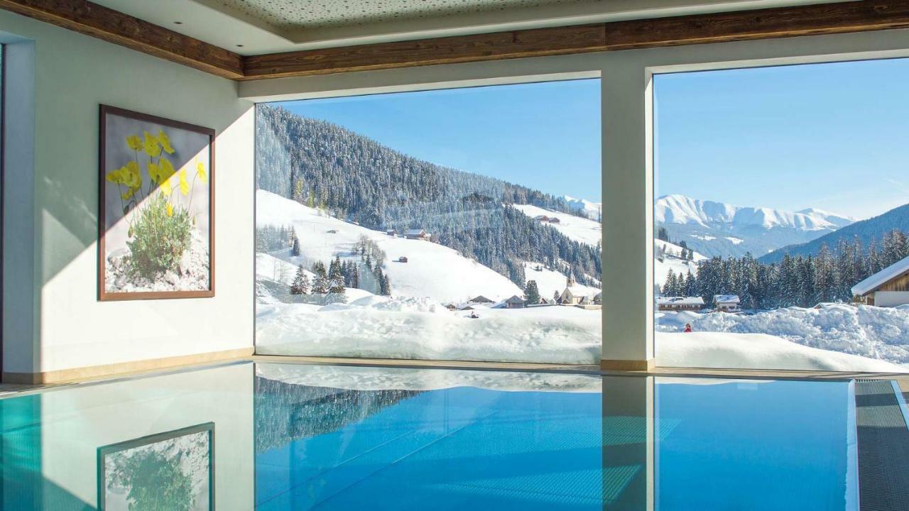 Hotel Trenker Braies  Eksteriør bilde